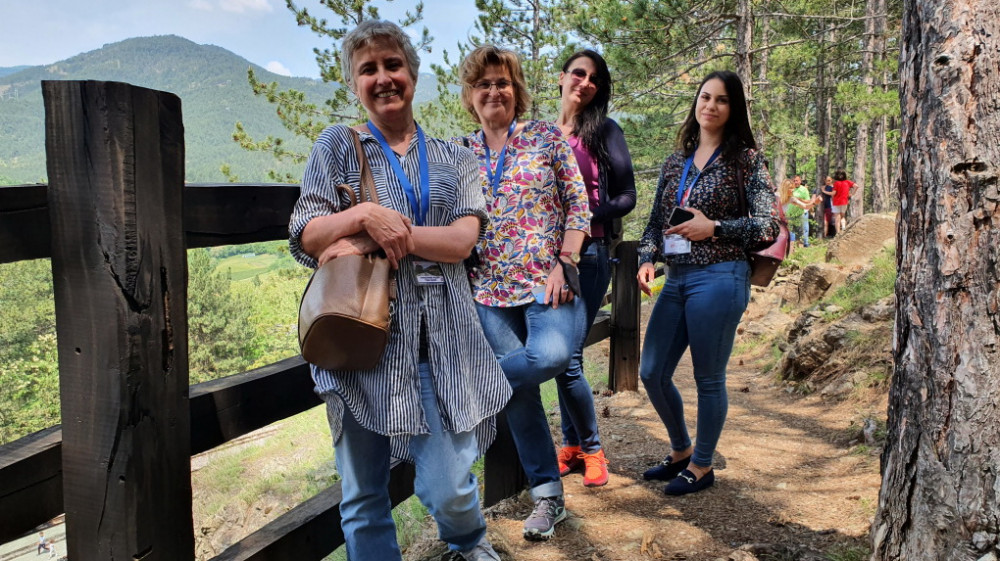 Biraj Srbiju!, poruka i mađarskim turistima